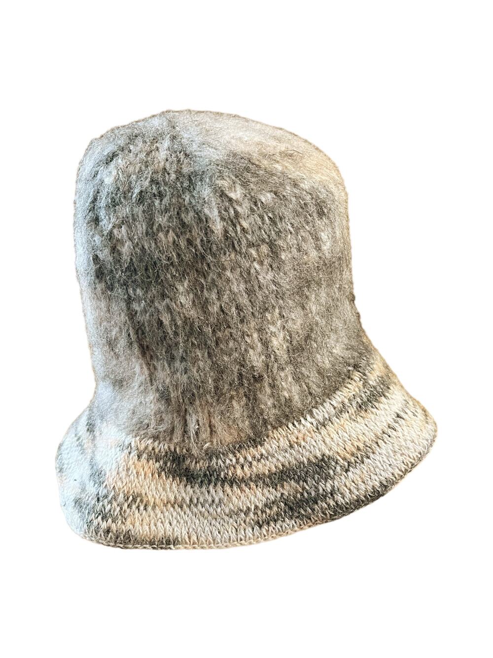 Fuzzy Beanie Hat Wool Angora Gray Marled Winter EUC